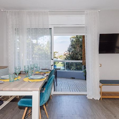 סאלו Uhc Els Pins Apartments מראה חיצוני תמונה