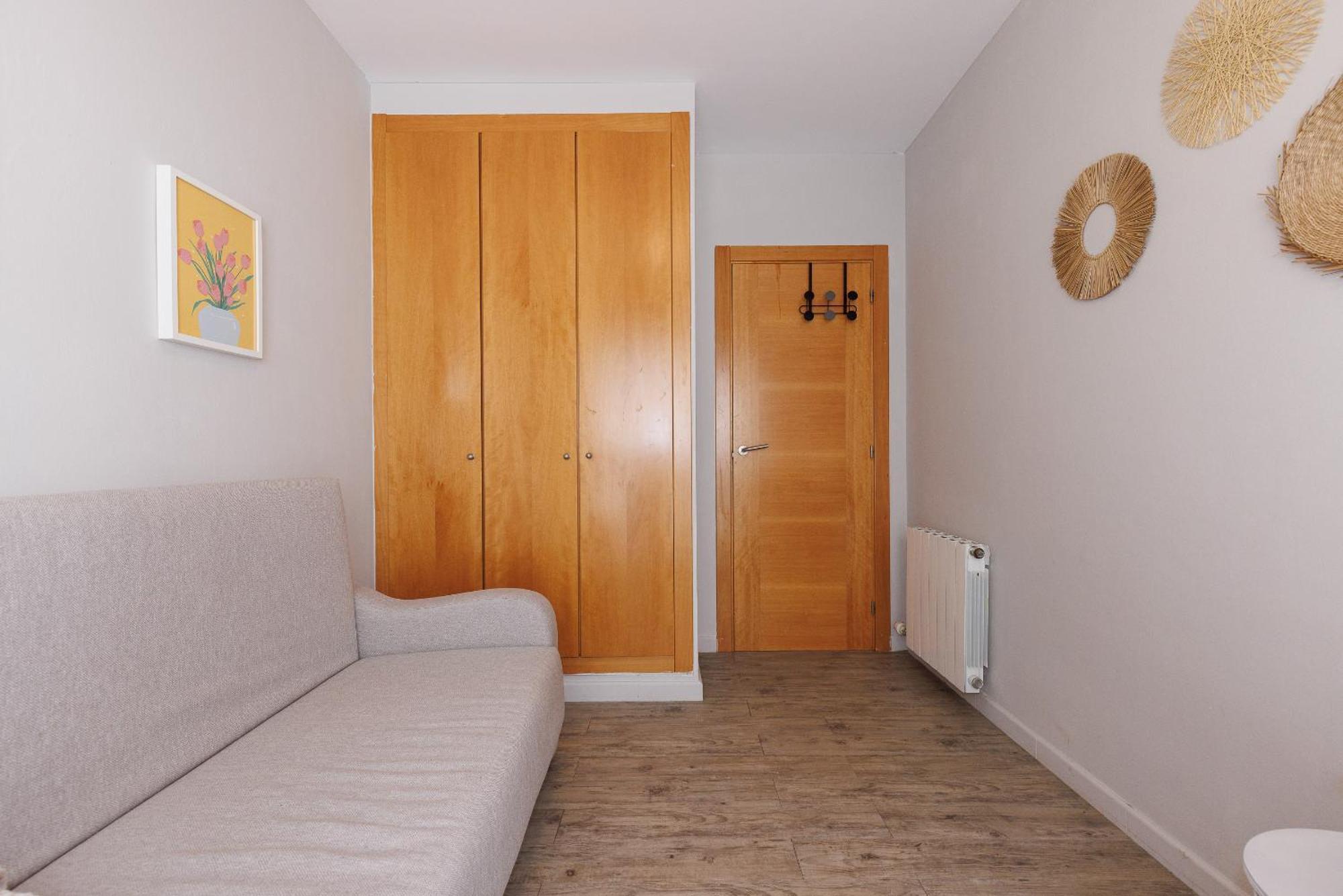 סאלו Uhc Els Pins Apartments מראה חיצוני תמונה