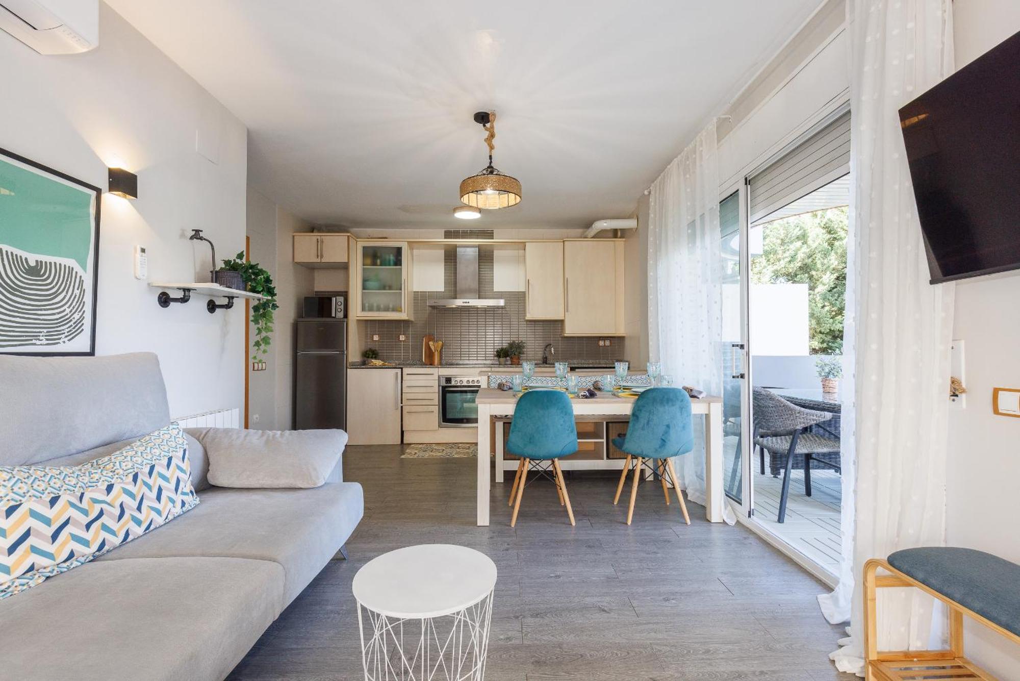 סאלו Uhc Els Pins Apartments מראה חיצוני תמונה